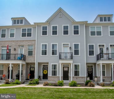 /international/us/954-skylar-court-phoenixville-pa-110100052429/