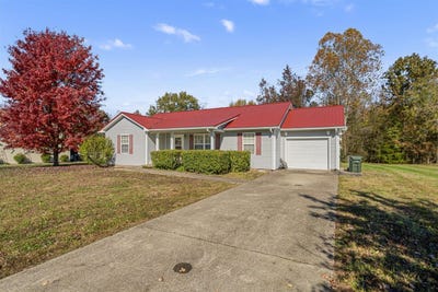 /international/us/200-race-street-smiths-grove-ky-110106168619/