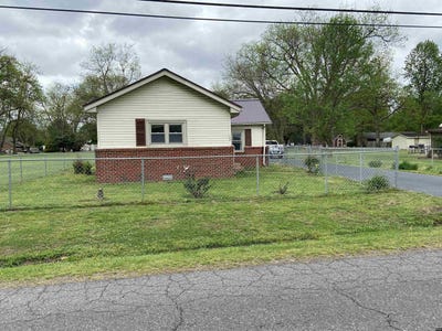 /international/us/107-bernal-hickman-ky-110107286970/