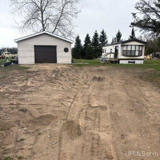 /international/us/3123-county-416-23rd-road-cornell-mi-110105285020/