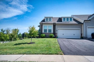 /international/us/1-barnett-road-raritan-twp-nj-110101137634/