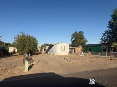 /international/us/965-s-20-ave-yuma-az-110108360015/