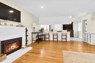 /international/us/505-clubhouse-dr-aptos-ca-110098396073/