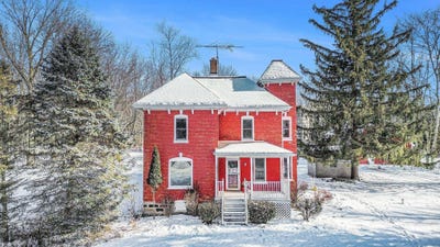 /international/us/8142-mason-road-lynn-mi-110104138792/