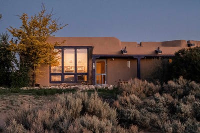 /international/us/135-mesa-sea-arroyo-hondo-nm-110093797252/
