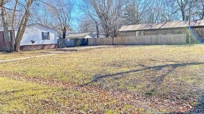 /international/us/320-w-maple-street-stilwell-ok-110104950817/