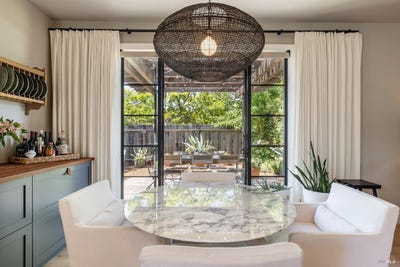 /international/us/849-signorelli-circle-st-helena-ca-110108353249/