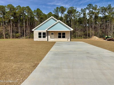 /international/us/3419-raintree-drive-gautier-ms-110103797251/