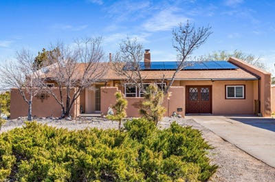 /international/us/6612-e-vooscane-avenue-cochiti-lake-nm-110106565579/