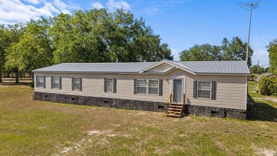 /international/us/5753-160th-st-trenton-fl-110108499801/