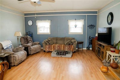 /international/us/518-n-lincoln-street-erie-ks-110105707602/