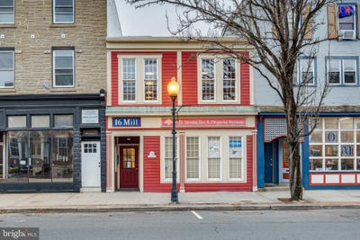 /international/us/16-18-mill-street-mount-holly-nj-110106442921/