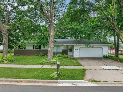 /international/us/509-e-franklin-street-marshfield-wi-110101195789/