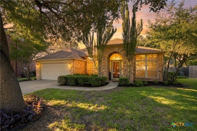 /international/us/1217-cypress-mill-circle-cedar-park-tx-110120530302/