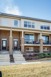 /international/us/309-woodmoor-drive-lombard-il-110107628450/