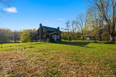 /international/us/32-heinsman-lane-wallkill-ny-110107576144/