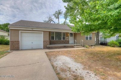 /international/us/1316-massachusetts-avenue-joplin-mo-110108545246/