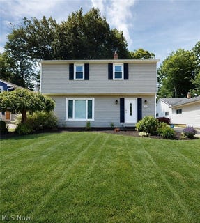 /international/us/4792-geraldine-road-richmond-heights-oh-110120499158/
