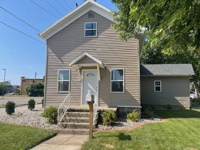 /international/us/252-e-lincoln-street-nappanee-in-110101146693/
