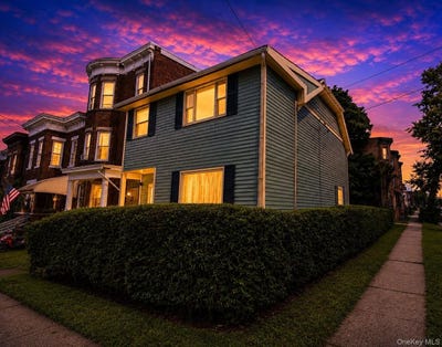 /international/us/105-carson-avenue-newburgh-ny-110119383372/