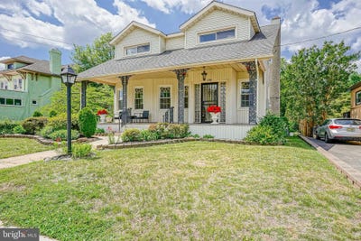 /international/us/158-wyoming-avenue-audubon-nj-110108876759/