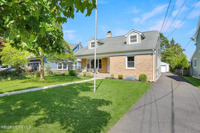 /international/us/304-8th-avenue-sea-girt-nj-110104930570/