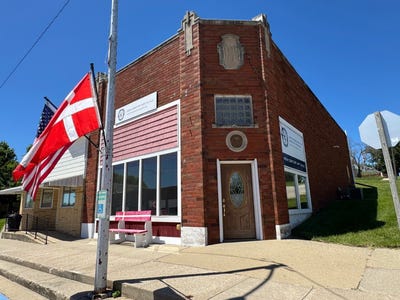 /international/us/117-n-main-st-kimballton-ia-110108820159/