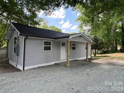 /international/us/511-murphy-street-kannapolis-nc-110107541074/