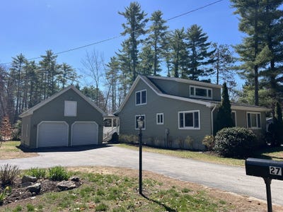 /international/us/27-saint-james-avenue-milton-nh-110107765440/