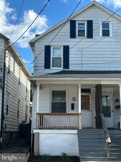 /international/us/506-e-center-street-millersburg-pa-110106480018/