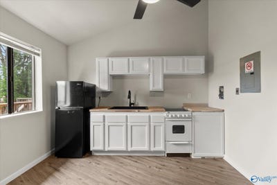 /international/us/3801-triana-blvd-huntsville-al-110108448323/