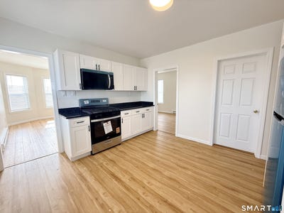 /international/us/70-lindley-street-bridgeport-ct-110107163225/