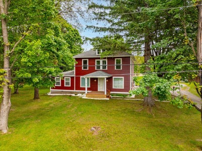 /international/us/166-e-schaghticoke-road-schaghticoke-ny-110108280355/