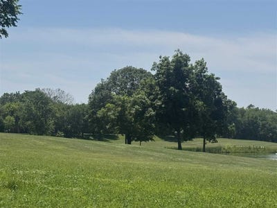 /international/us/vacant-lot-clark-st-sigourney-ia-110108693658/