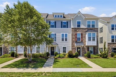 /international/us/404-spring-hill-place-smithfield-va-110120483178/