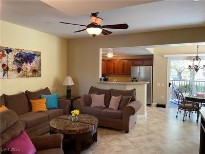 /international/us/6868-sky-pointe-drive-las-vegas-nv-110100696316/