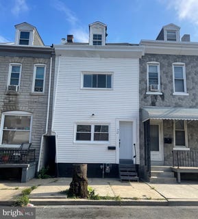 /international/us/925-spruce-street-reading-pa-110101006093/