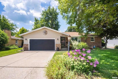 /international/us/201-n-oklahoma-avenue-morton-il-110100809951/