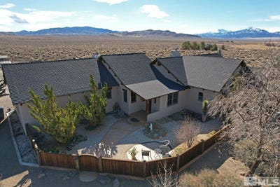 /international/us/10-dee-court-smith-valley-nv-110097759489/