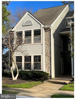 /international/us/60-summit-court-marlton-nj-110108439022/