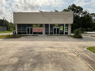 /international/us/249-frontage-rd-picayune-ms-110085687944/