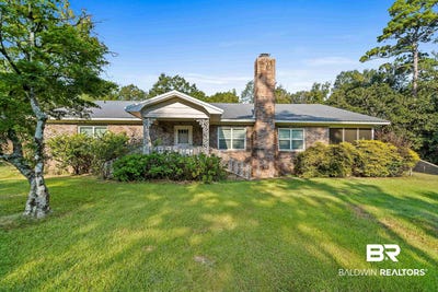 /international/us/9350-tompkins-road-stockton-al-110107841141/