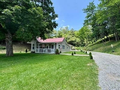 /international/us/1330-ripley-road-spencer-wv-110106699222/