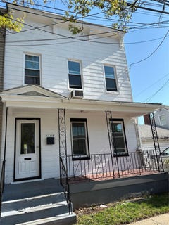/international/us/1108-1st-avenue-new-hyde-park-ny-110107797964/
