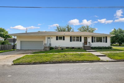 /international/us/426-commercial-street-reinbeck-ia-110100117054/