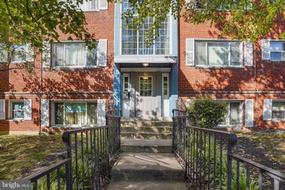 /international/us/3827-hamilton-street-hyattsville-md-110095811102/