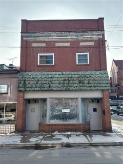 /international/us/623-fallowfield-avenue-charleroi-boro-pa-110105798396/