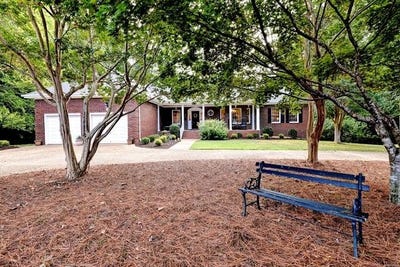 /international/us/151-rolfe-road-williamsburg-va-110119990147/