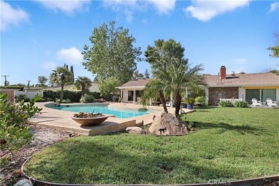 /international/us/23929-crosson-woodland-hills-ca-110107232358/