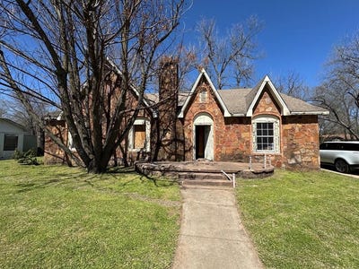 /international/us/401-pine-bluff-street-paris-tx-110100920943/